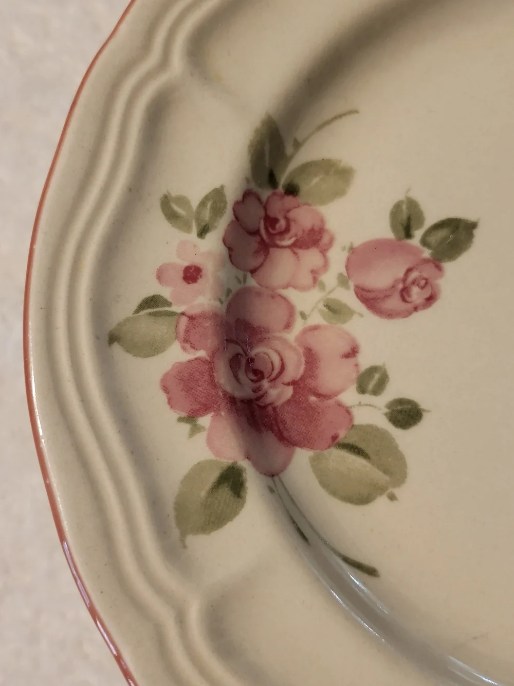 4 Vtg Gibson Housewares Roseland Salad Dessert Plates Floral Rose 7” Cottagecore